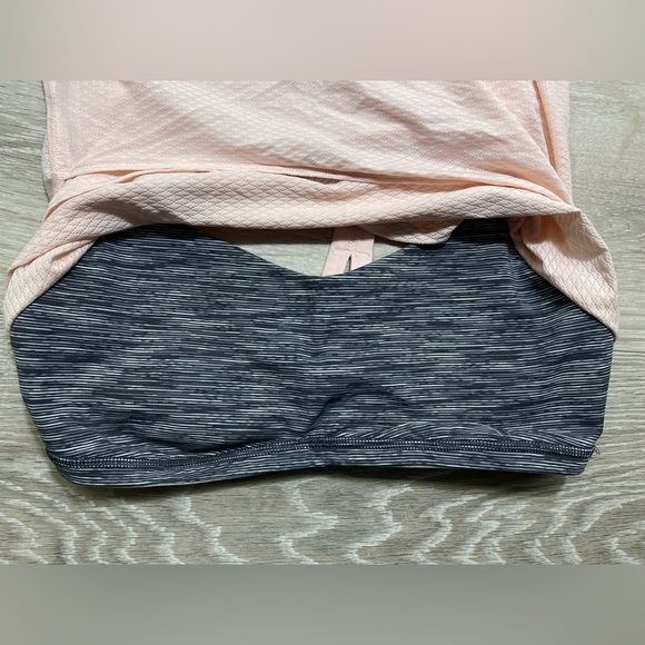 Lululemon CYB Tank EUC Size ? Pretty Pink Angel Wing Built In Bra - Picture 11 of 12